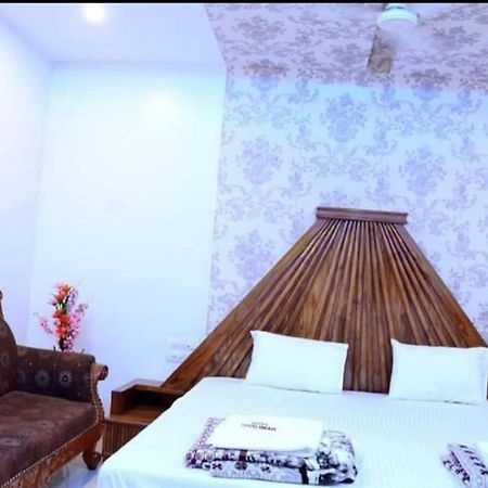 Hotel Shalimar Executive, Uran Islampur Peth  Kültér fotó