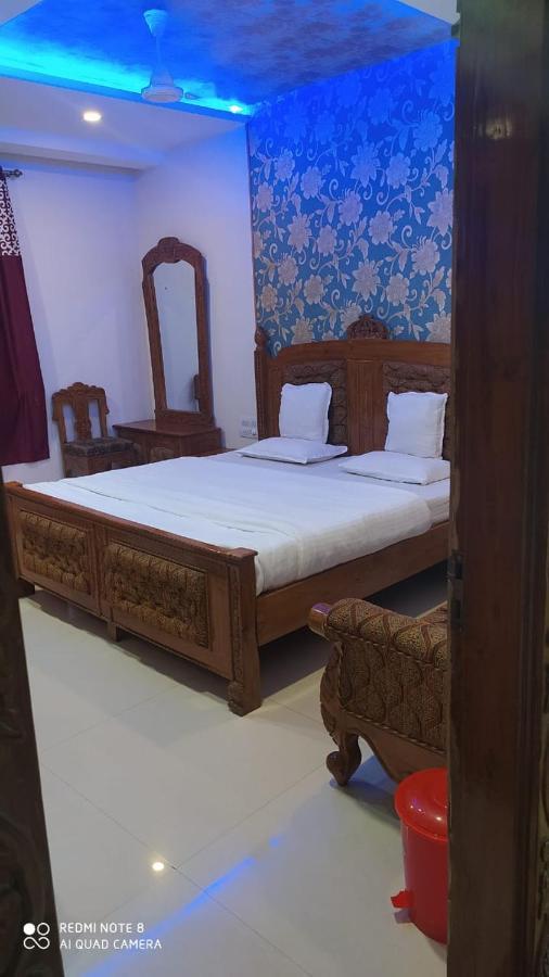 Hotel Shalimar Executive, Uran Islampur Peth  Kültér fotó