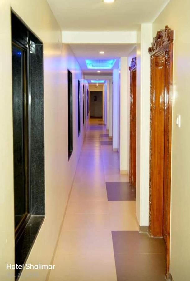 Hotel Shalimar Executive, Uran Islampur Peth  Kültér fotó