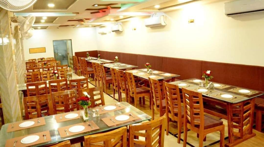 Hotel Shalimar Executive, Uran Islampur Peth  Kültér fotó