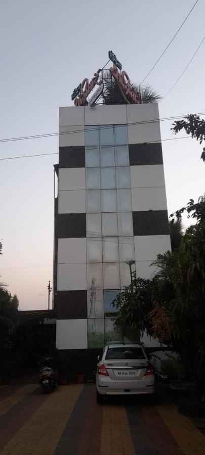 Hotel Shalimar Executive, Uran Islampur Peth  Kültér fotó